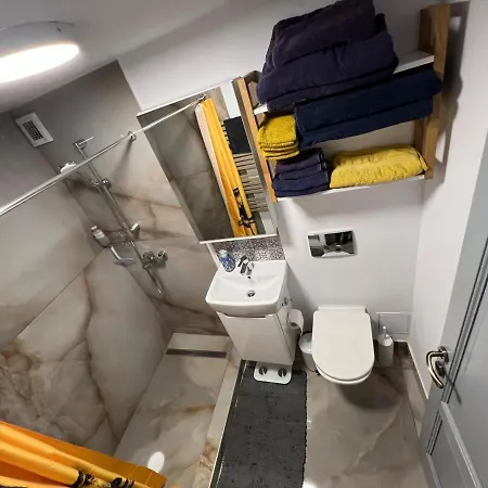 Apartament Maroli Lägenhet